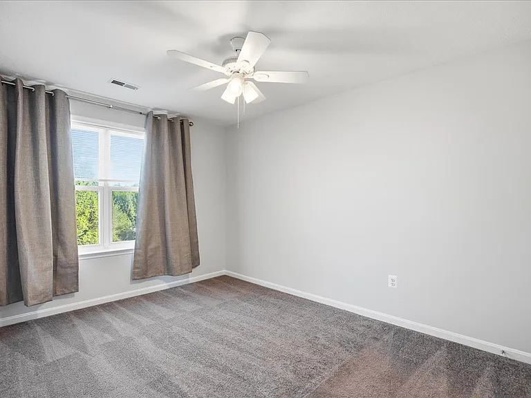 8000 Delores Ct — Photo 30