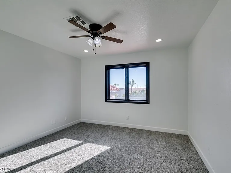 7040 Obannon Dr — Photo 27