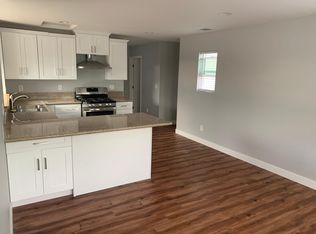 914 E Santa Clara Ave, Santa Ana, CA 92706