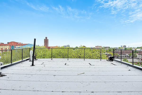 Rented by Compass | media 18