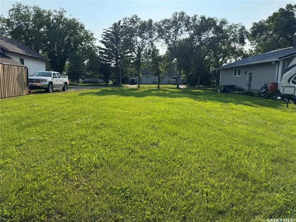 307 3rd STREET W, Wynyard, SK S0A 4T0