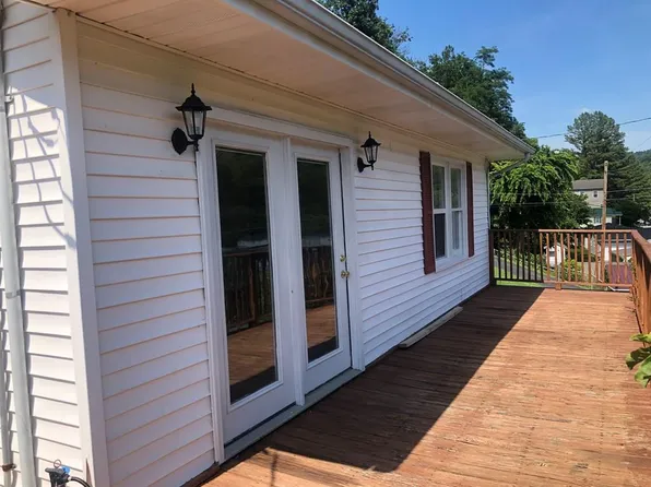 961 S Highland Ave, Prestonsburg, KY 41653