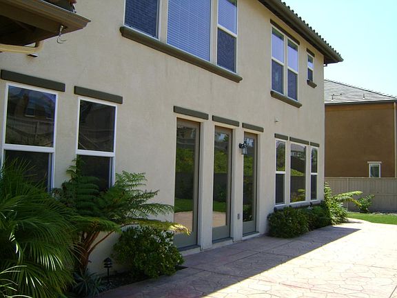 3rd image of 736 Agua Vista Dr