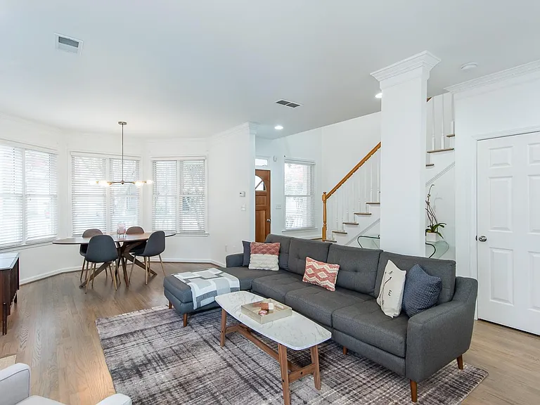 77 Hammock Pl SE — Photo 9