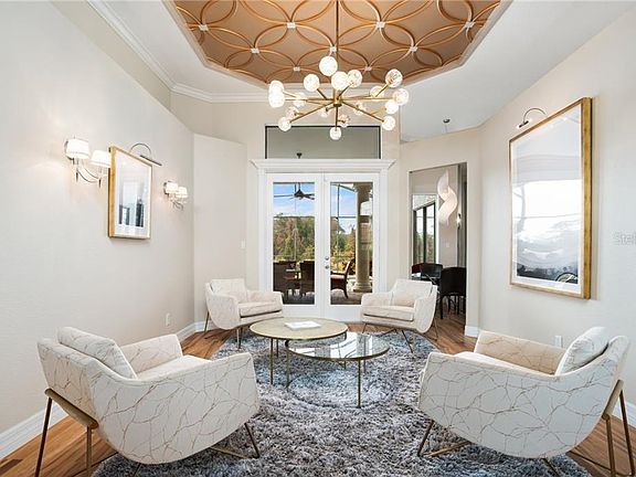 3rd image of 4991 Keeneland Cir