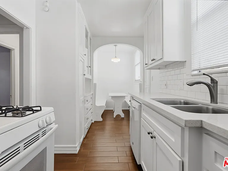 4407 Melbourne Ave — Photo 10