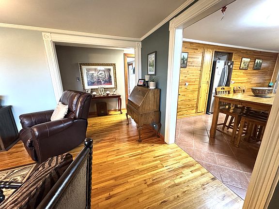 3rd image of 1781 Hodges Bridge Rd