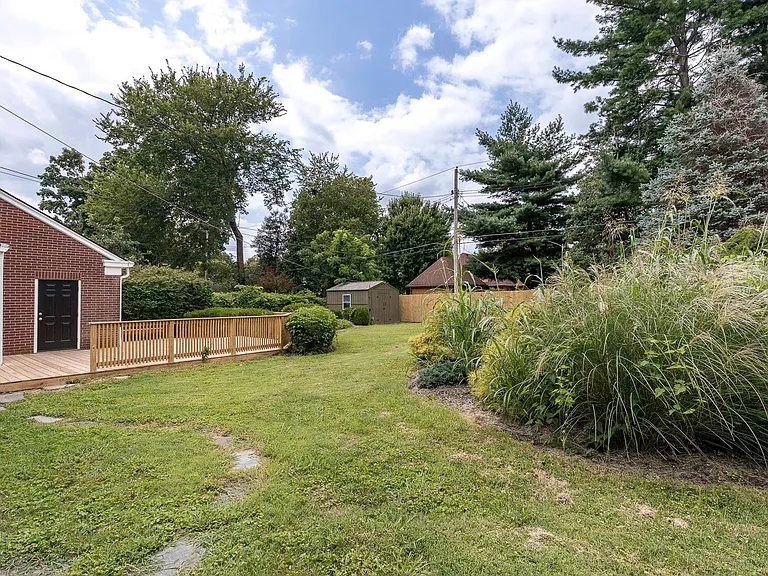 1819 Fleming Rd — Photo 45