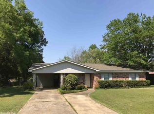 409 Tanglewood Dr, Atlanta, TX 75551