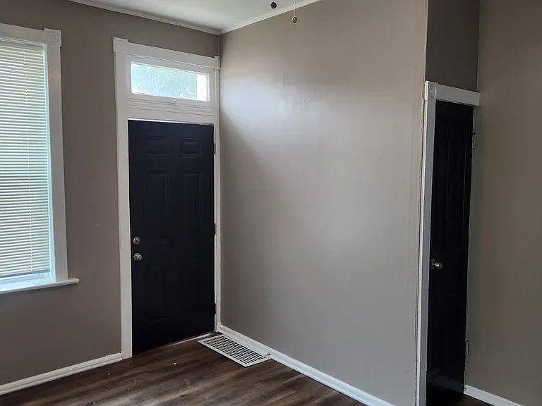 3437 Alberta St #1F — Photo 14