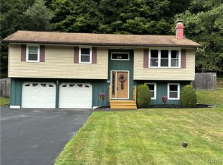 124 Terrytown Heights Dr, Syracuse, NY 13219