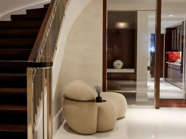 46 East 66th Street image 6 of 44