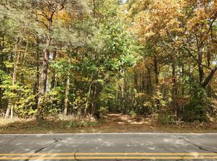 9067 Bennett Lake Rd, Fenton, MI 48430