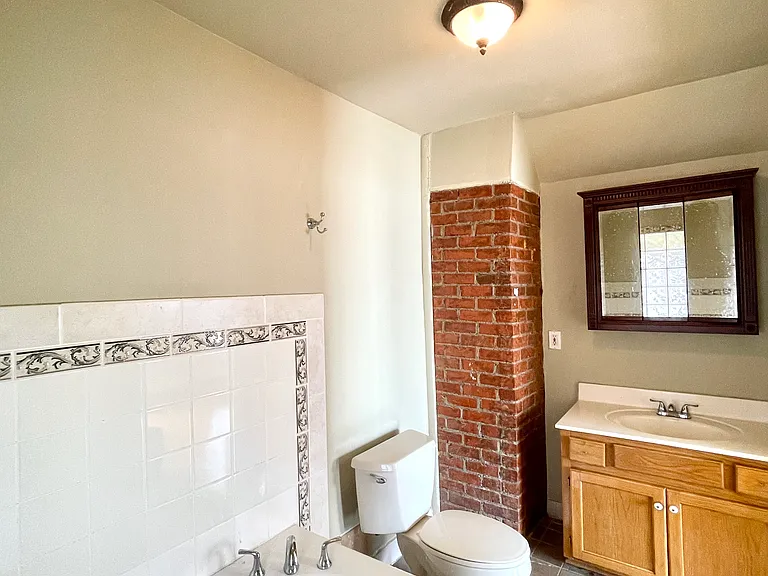 3921 Troost Ave — Photo 8