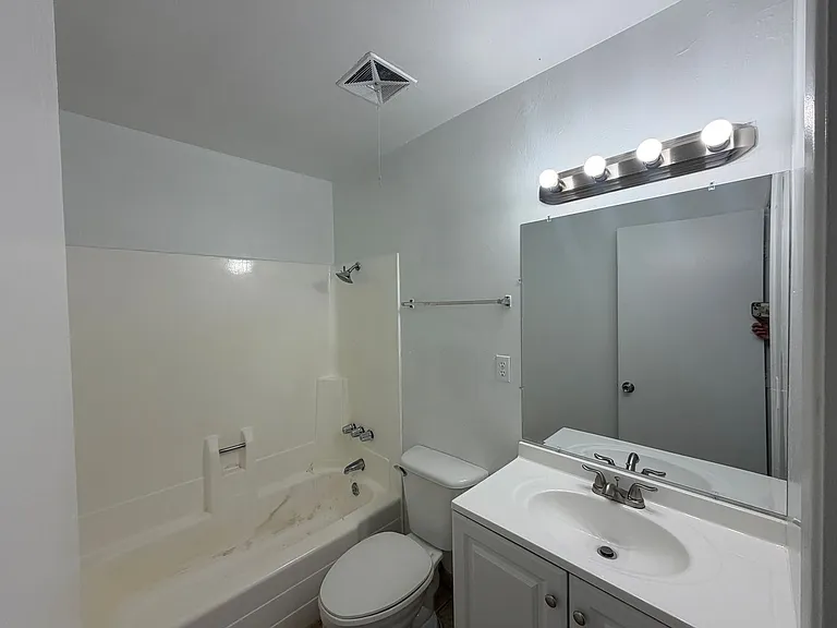 2950 N Alvernon Way #10103 — Photo 5