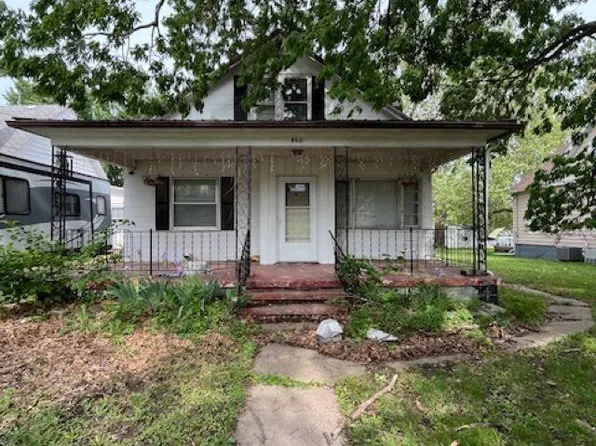649 N Main St, Centerville, IA 52544