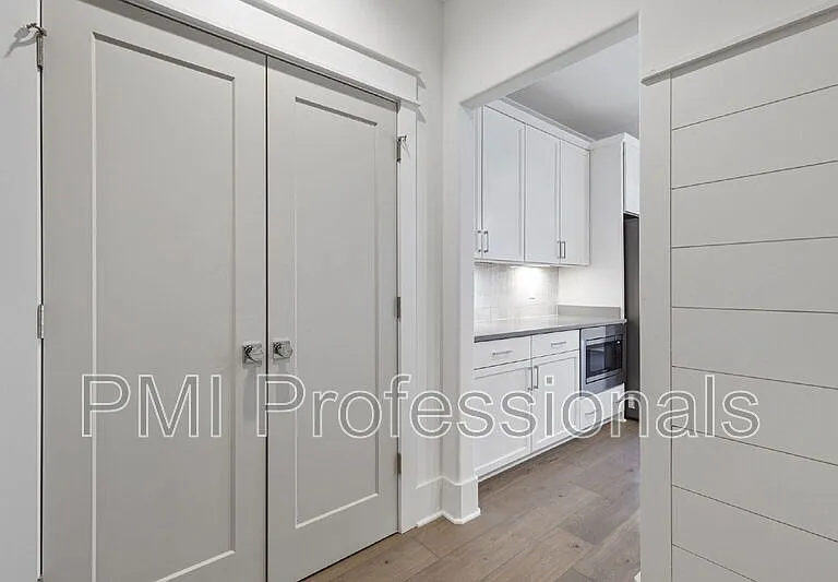 219 S Bilbro Ave — Photo 26