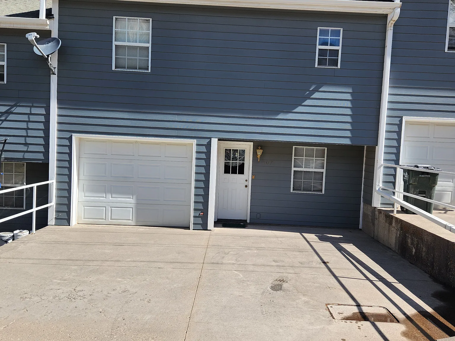 2 bed, 1515 sqft, $2,400 — Photo 3