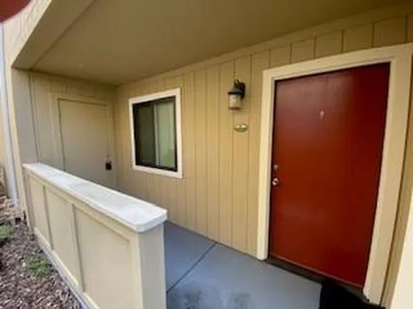 820 Casanova Ave APT 121, Monterey, CA 93940