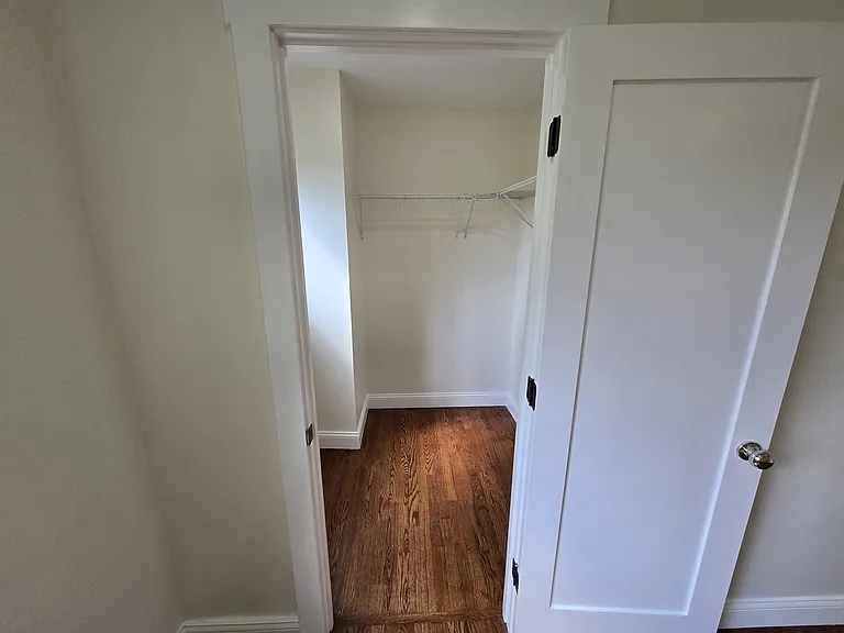 6305 Englewood Ave #4 — Photo 25