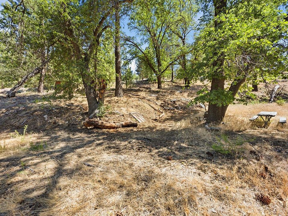 1st image of 16901 Grindelwald Dr