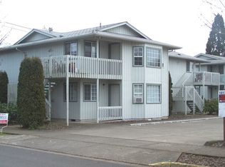 1217 R St APT 8, Springfield, OR 97477