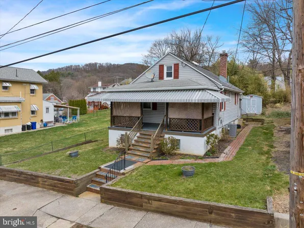 3221 Gray St, Laureldale, PA 19605