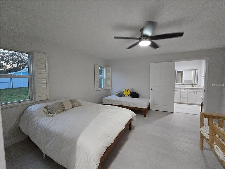 1028 Chinaberry Rd — Photo 22