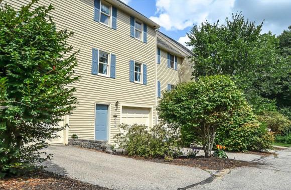 1st image of 39 Fords Landing Dr #39
