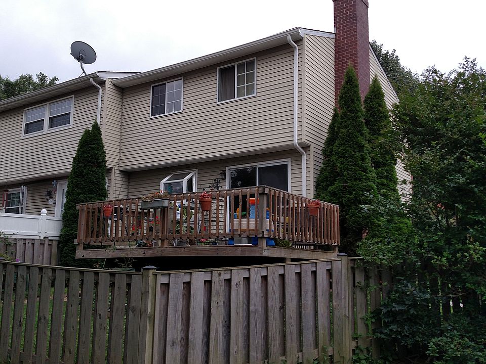 1st image of 200 Drexel Dr