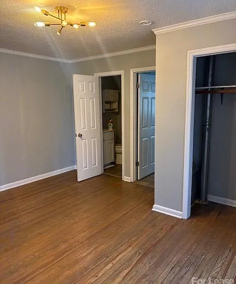 909 Grace Ave — Photo 9