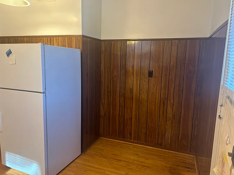 2025 W Berwyn Ave #2 — Photo 8