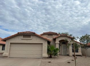418 W Smoke Tree Rd, Gilbert, AZ 85233