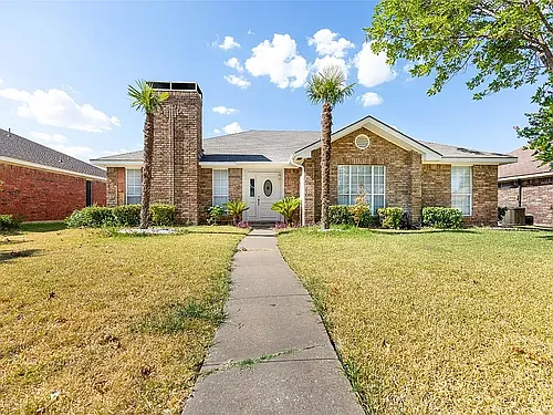 2329 Knighthood Ln Photo 1