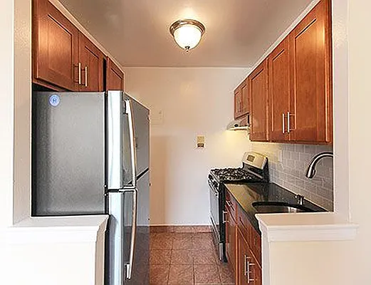 Rented by SW Queens Mezzanine | media 18