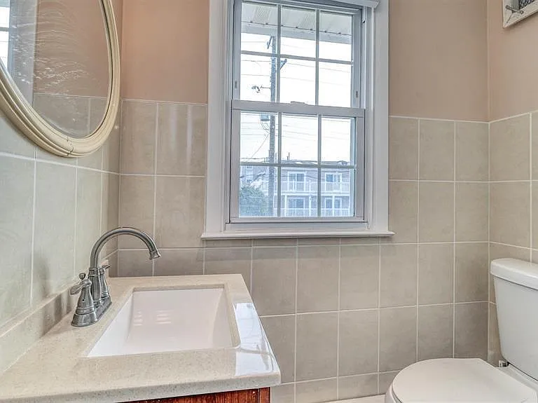 9709 Monmouth Ave #C2 — Photo 21