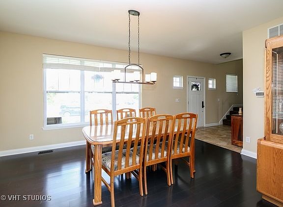 5th image of 218 Alden Dr