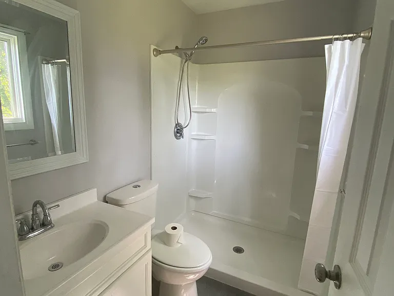 825 Ashland St — Photo 7