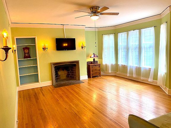 Living room 2