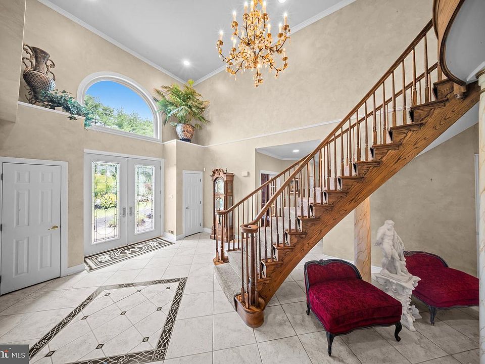 636 Korisa Dr, Huntingdon Valley, PA 19006 | MLS #PAMC2185012 | Zillow