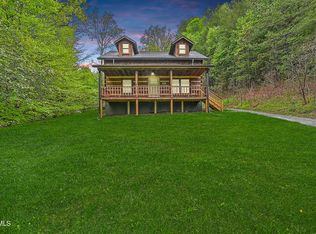 117 J D Whitehead Rd, Roan Mountain, TN 37687