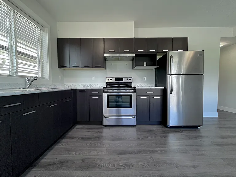 McKercher Dr — Photo 7