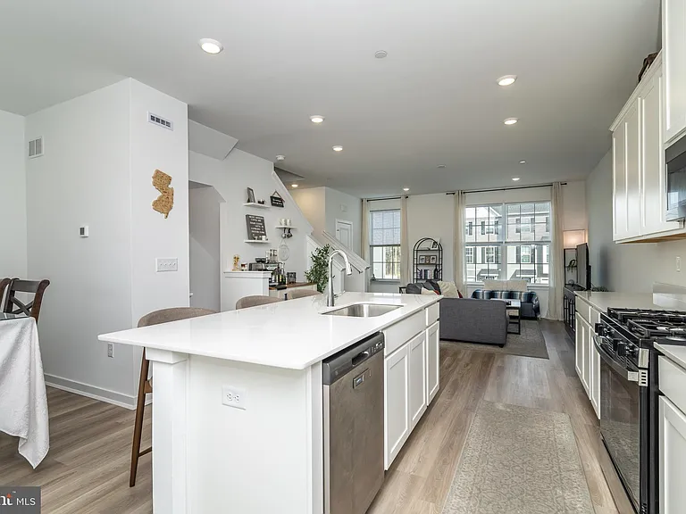 41 Barnes Way — Photo 19