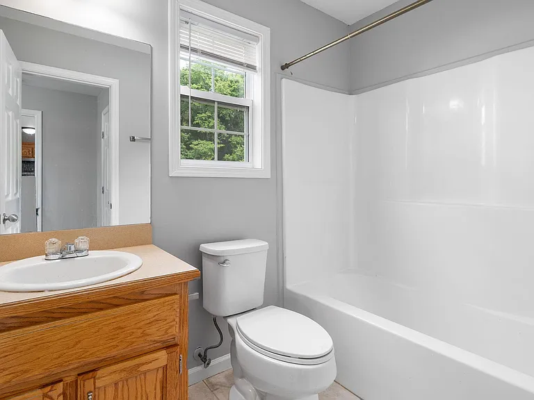 105 Fallow Ln — Photo 14