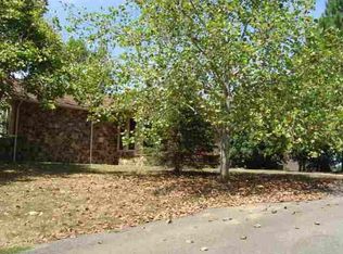 1418 Wilkins Rd, Benton, KY 42025