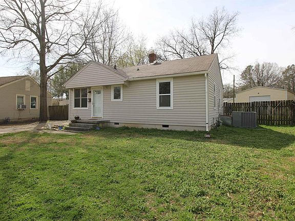 3rd image of 4111 Owen Ave