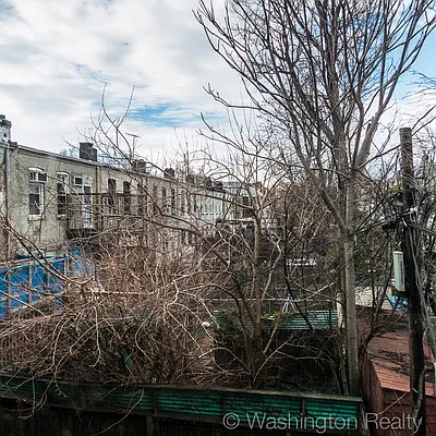 Rented by Washington Realty Corp. | media 21