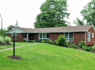 112 Sunset Ln, Canonsburg, PA