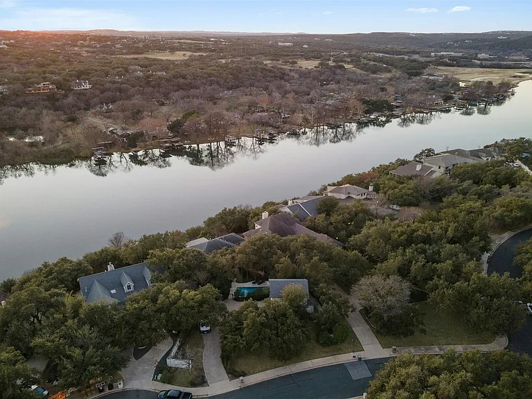 5606 Craggy Point — Photo 38