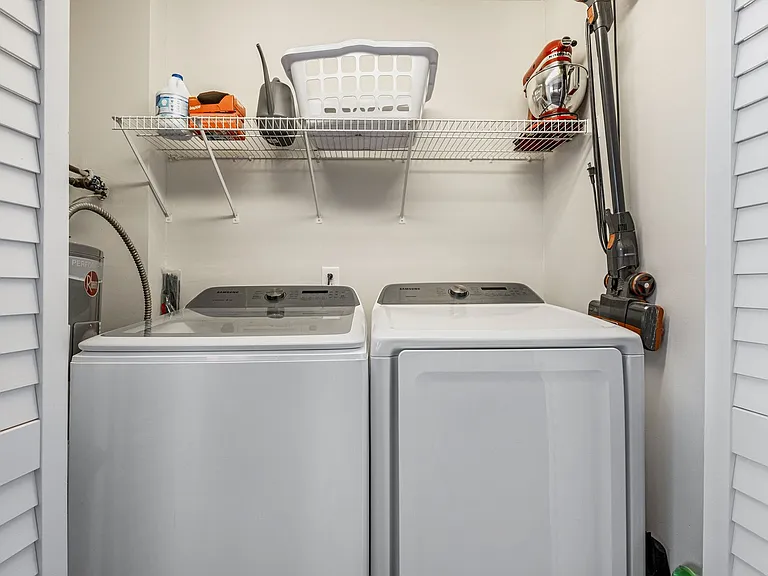 40 Shepherd St — Photo 17